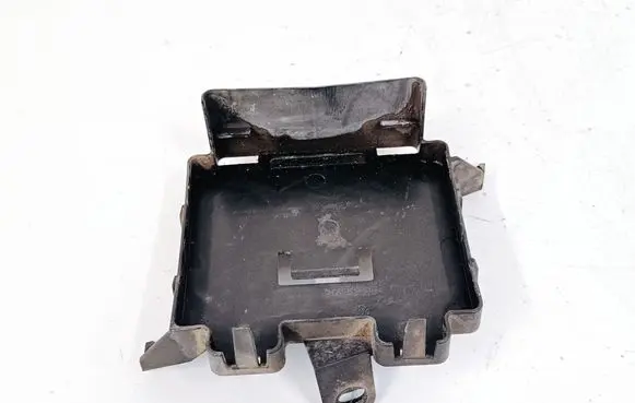 Opel Ampera Engine control unit holder 20823403