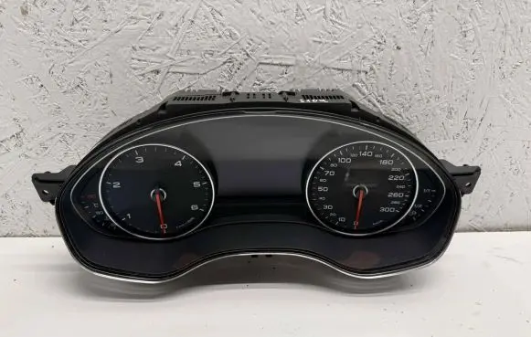 Audi A6 C7 Speedometer (instrument cluster) 4G8920931E 0263672094