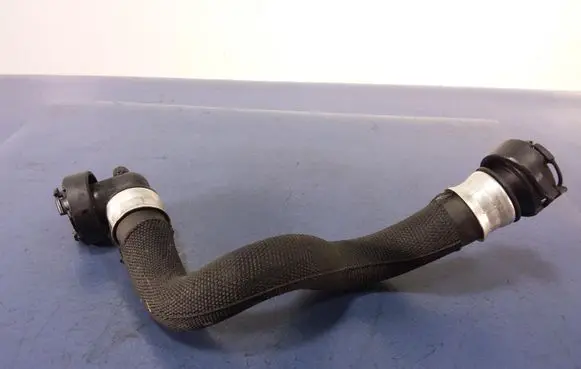Citroen C4 II Picasso Engine coolant pipe/hose