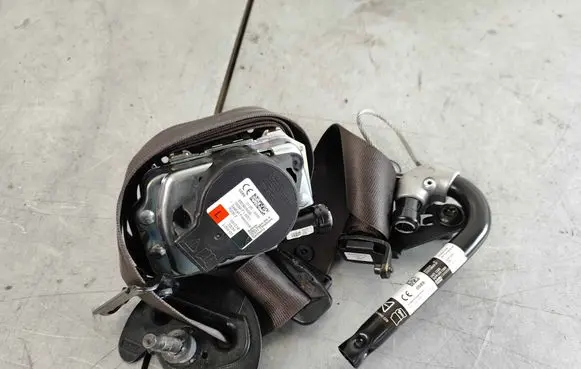 Jaguar XF X260 Front seatbelt 541123596AMT