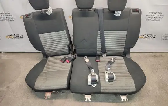 Suzuki SX4 Second row seats 