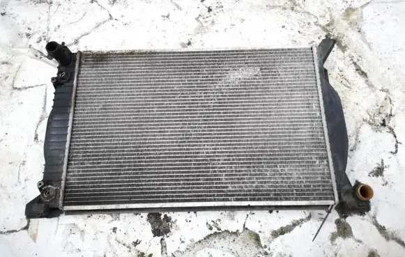 Audi A4 S4 B6 8E 8H Coolant radiator