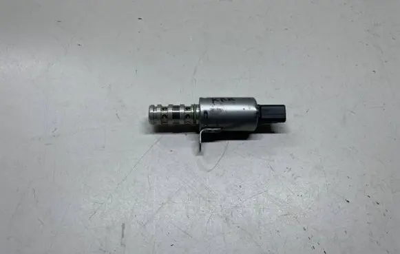 Mini One - Cooper Coupe R56 Camshaft vanos timing valve 7604292