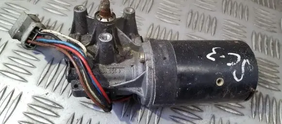 Renault Scenic I Wiper motor 0390241352 964771