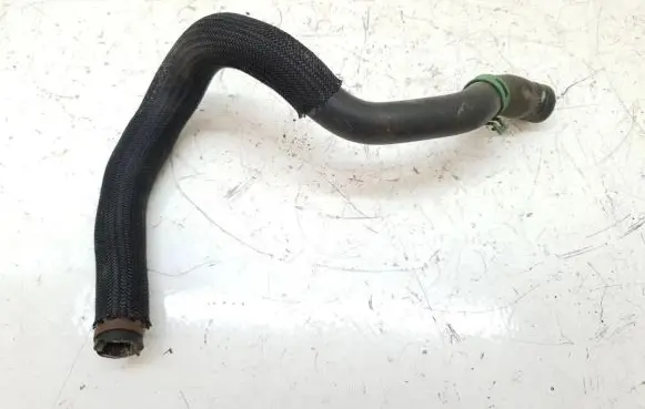 Renault Megane III Engine coolant pipe/hose