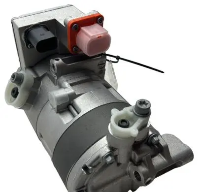 Audi A3 8Y Air conditioning (A/C) compressor (pump) 5QE816803M