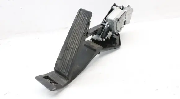 Infiniti M Y51 Accelerator throttle pedal APM50003