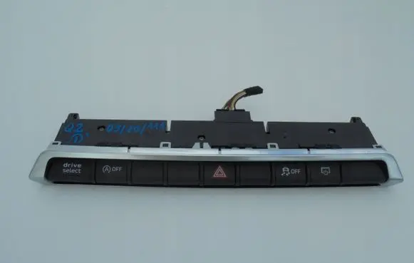 Audi Q2 - A set of switches 8VA925301J