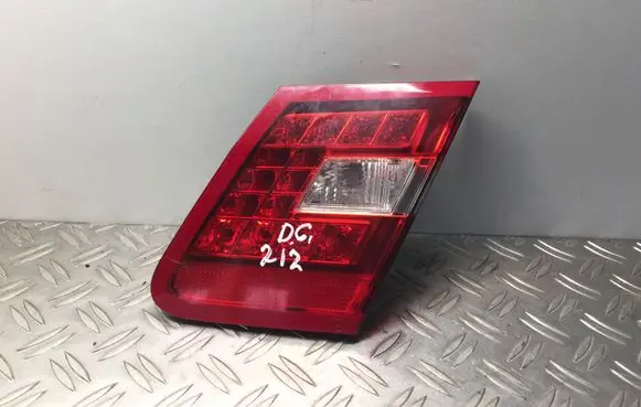 Mercedes-Benz E W212 Tailgate rear/tail lights A2129060258 2129060258