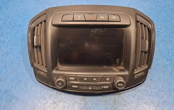 Opel Insignia A Radio/GPS head unit trim 90802618
