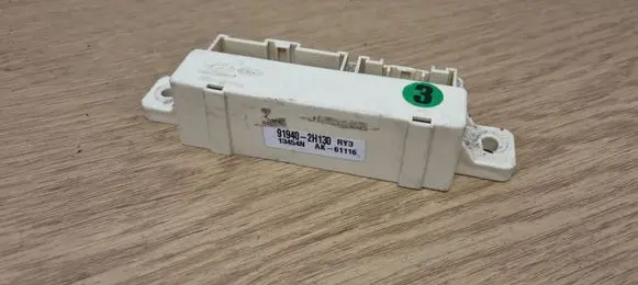Hyundai i40 Door central lock control unit/module 919402H130
