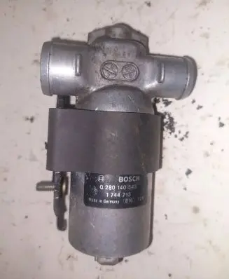 BMW 3 E46 Idle control valve (regulator) 1744713