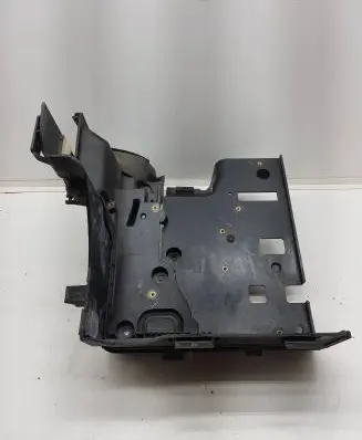 Battery bracket