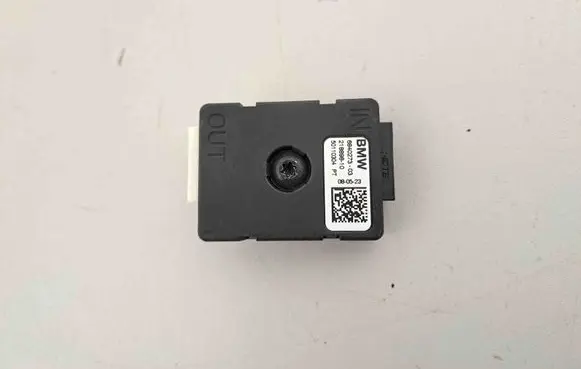 BMW X4 G02 Aerial antenna amplifier 6840273