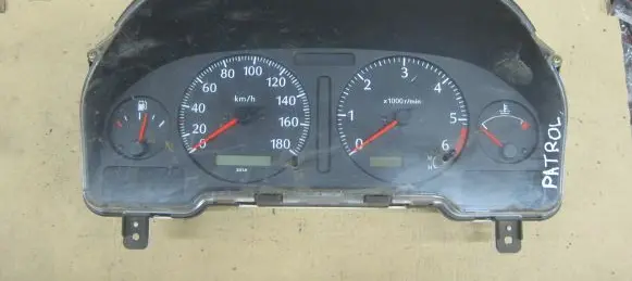 Nissan Patrol Y61 Speedometer (instrument cluster) K11631VB200