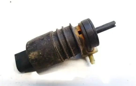Audi A3 S3 8L Windscreen/windshield washer pump vd0