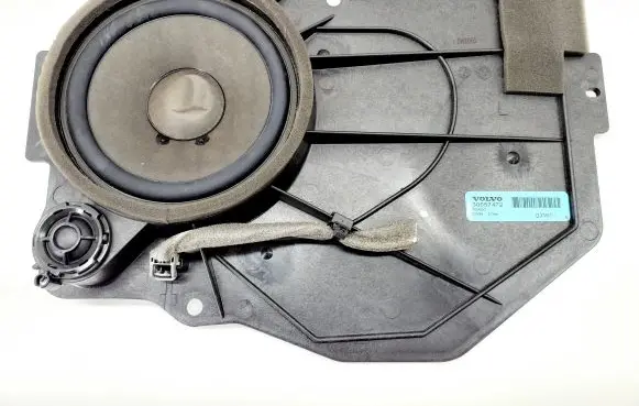Volvo C30 Rear door speaker 30657472