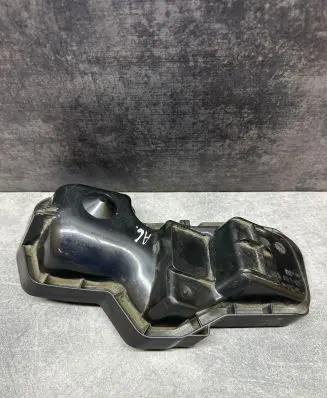 Audi A6 S6 C5 4B Headlight/headlamp dust cover 15381301