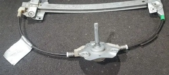 Mitsubishi Carisma Sliding door window regulator with motor