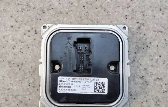 Renault Clio V LED ballast control module 260556623R06 260556623R