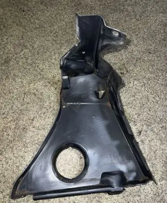Other engine bay part