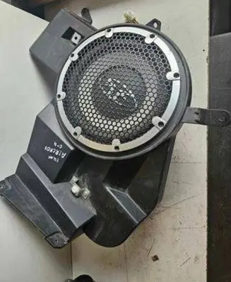 Citroen C4 Aircross Subwoofer speaker 8720A136
