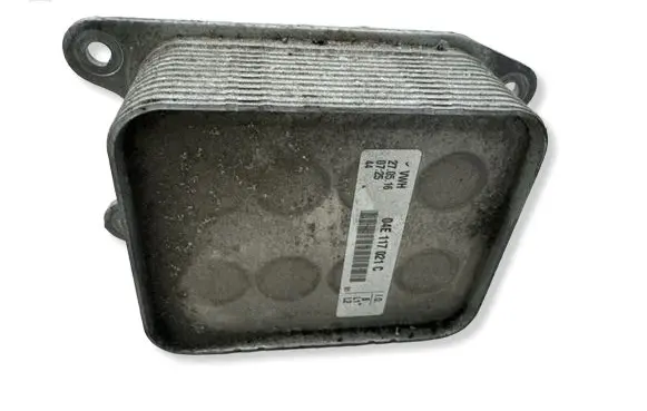 Volkswagen Polo V 6R Oil filter mounting bracket 04E117021C