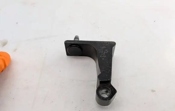 Audi A3 8Y Front door upper hinge 8W5831404A