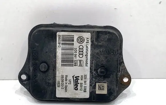 Volkswagen PASSAT B7 Voltage converter/converter module 3D0941329B