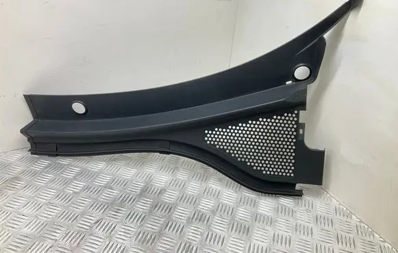 Wiper trim