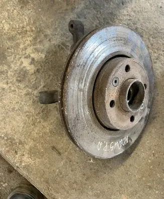 Renault Modus Front wheel hub spindle knuckle