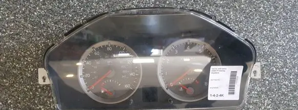 Volvo V50 Speedometer (instrument cluster) 30710072