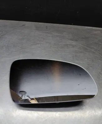 Hyundai Kona I Wing mirror glass 180823