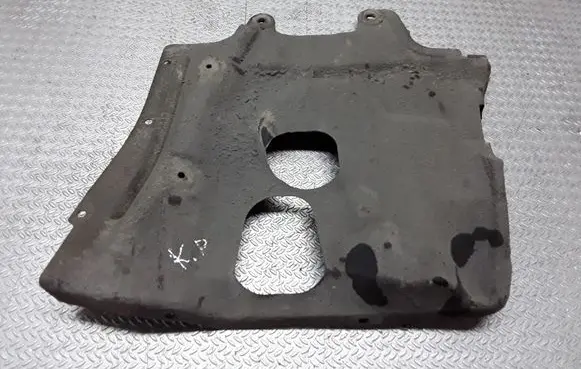Mitsubishi Outlander Engine splash shield/under tray