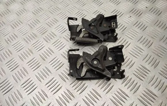 Mini One - Cooper F56 F55 Engine bonnet/hood lock/catch 7300570 7300569
