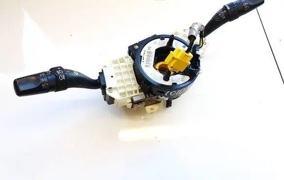 Wiper turn signal indicator stalk/switch