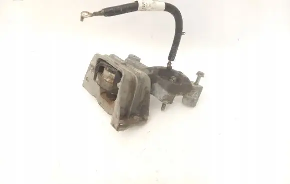 Nissan Juke I F15 Engine mount bracket