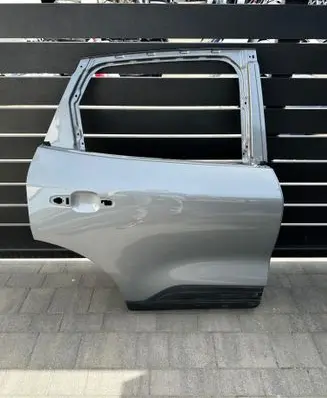 Ford Kuga III Rear door