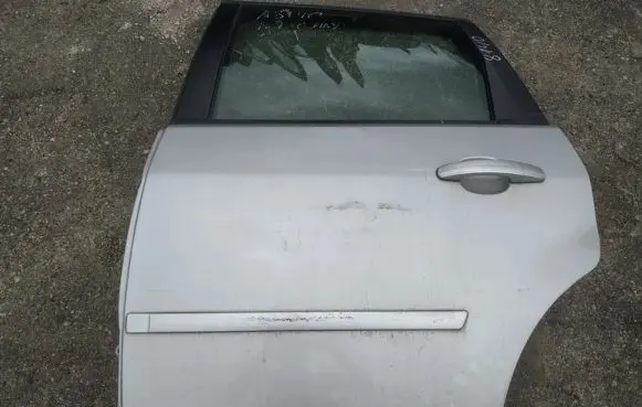 Ford Focus C-MAX Rear door pilkos