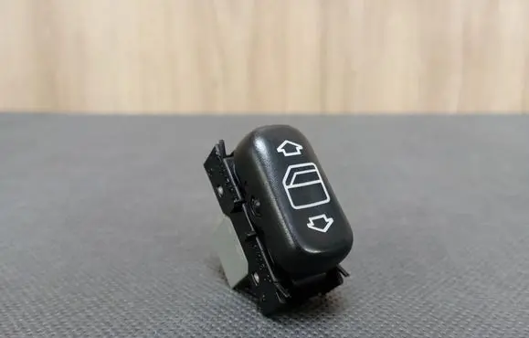 Mercedes-Benz SLK R170 Electric window control switch 1708201510 A1708201510