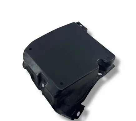 Rear underbody cover/under tray