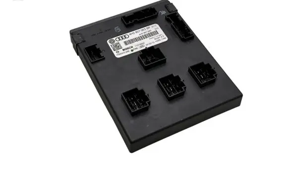 Audi A8 S8 D4 4H Comfort/convenience module 4H0907063BP 11012002 F005V01256