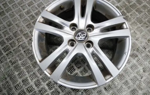 Toyota Corolla E120 E130 R15 alloy rim 