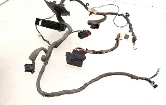 Opel Vectra C Front door wiring loom 13195853
