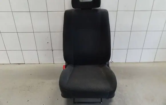 Mitsubishi Lancer Front driver seat 
