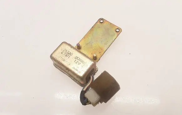 Nissan Serena Other relay 252300C000 ET971
