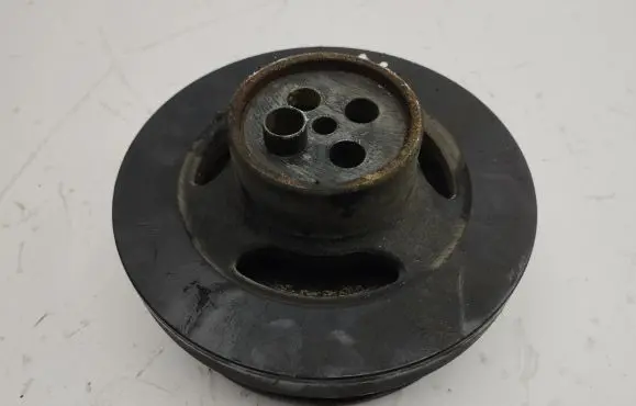 Mercedes-Benz C W204 Crankshaft pulley