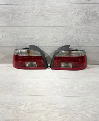 BMW 5 E39 Rear/tail lights 63212496297 63212496298