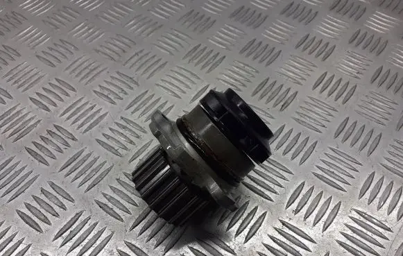 Volkswagen Golf IV Water pump