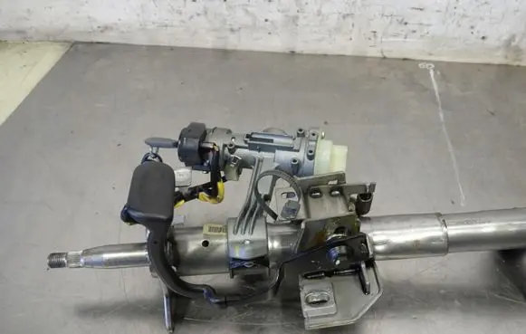 KIA Sportage Steering wheel axle